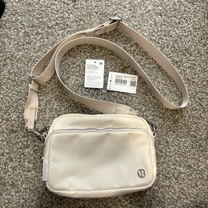 Lululemon everywhere Crossbody bag